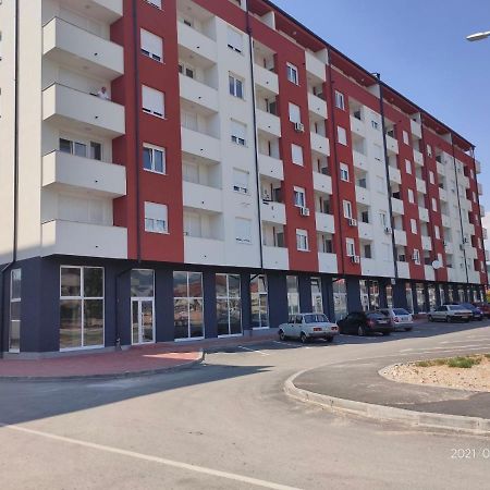 Lilly Dream Home Apartment Retro Back To 60S And 70S Сараево Экстерьер фото