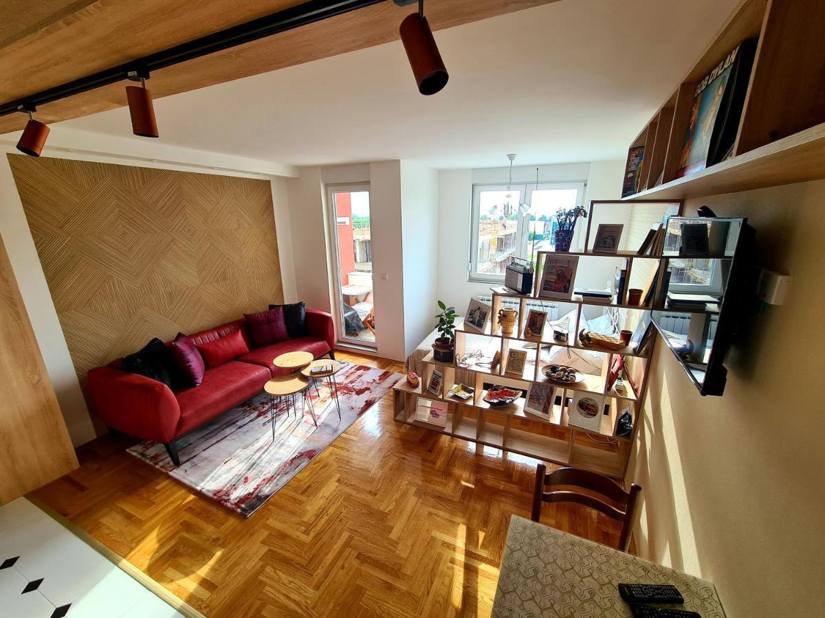 Lilly Dream Home Apartment Retro Back To 60S And 70S Сараево Экстерьер фото