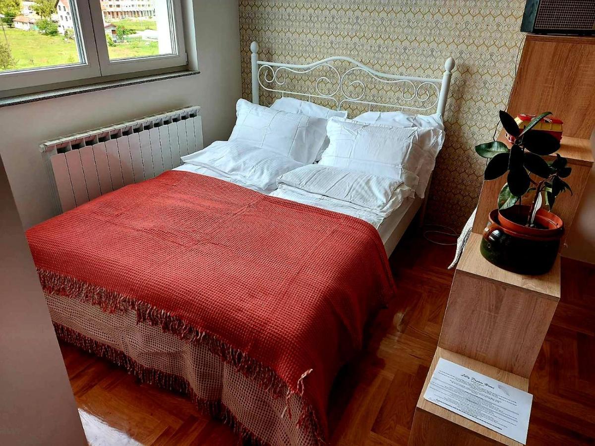 Lilly Dream Home Apartment Retro Back To 60S And 70S Сараево Экстерьер фото